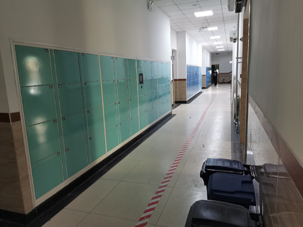 北京地質(zhì)大學附屬中學以求精創(chuàng)優(yōu)辦精品校-引進天瑞恒安智能儲物柜