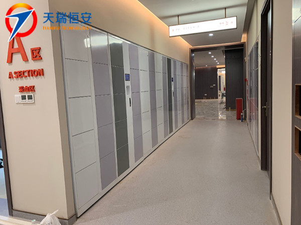 廣州愛康國賓體檢中心采購天瑞恒安二維碼聯(lián)網(wǎng)型智能儲物柜已投入使用